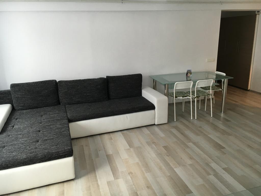 Nirvana Accommodation Bucharest Exterior photo