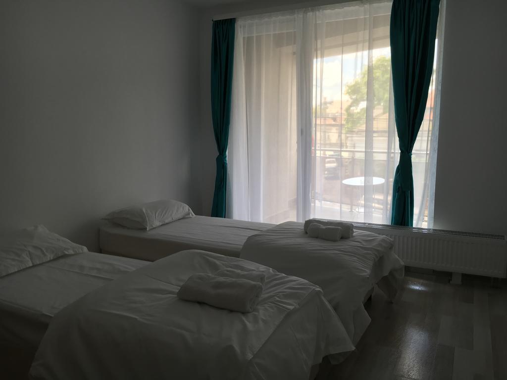 Nirvana Accommodation Bucharest Exterior photo