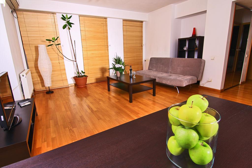 Nirvana Accommodation Bucharest Exterior photo