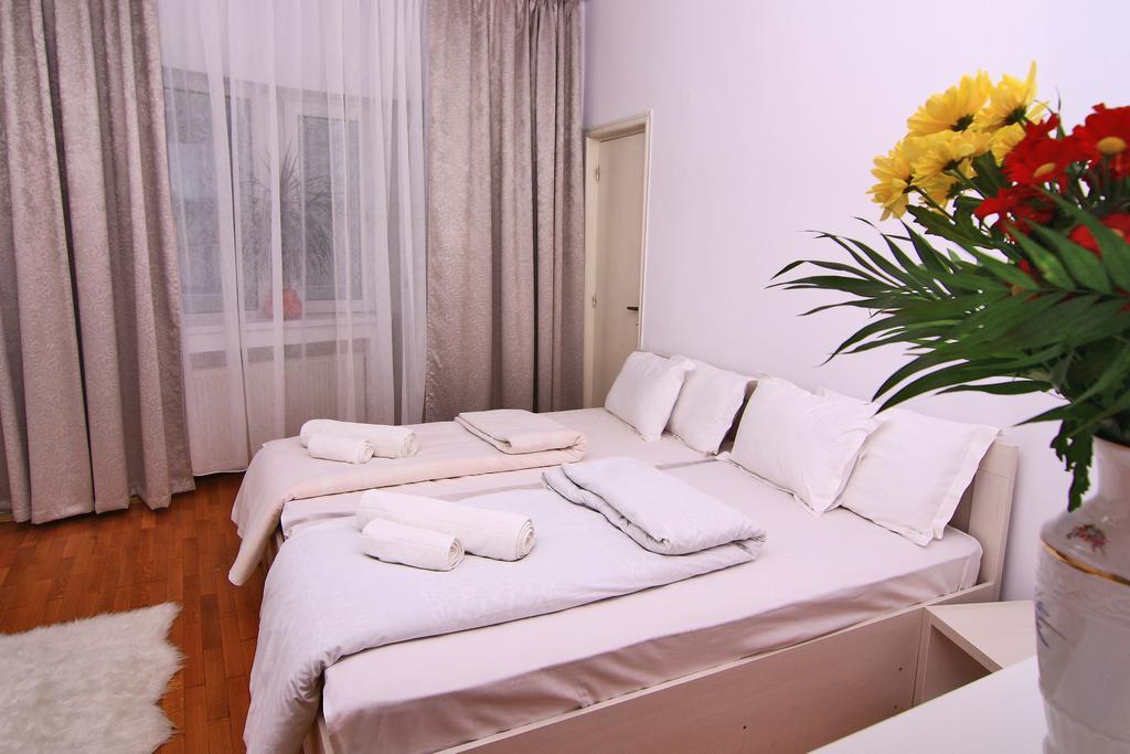 Nirvana Accommodation Bucharest Exterior photo