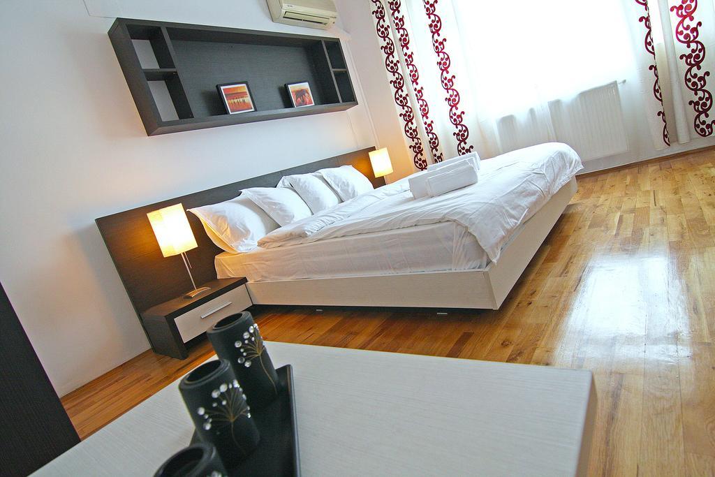 Nirvana Accommodation Bucharest Exterior photo