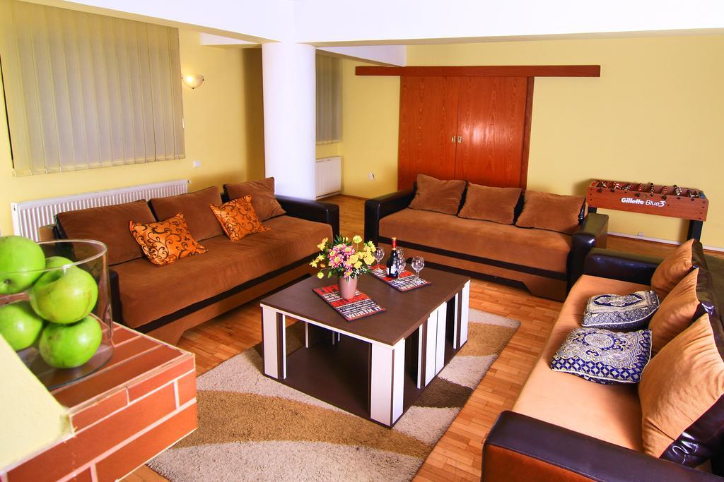 Nirvana Accommodation Bucharest Exterior photo