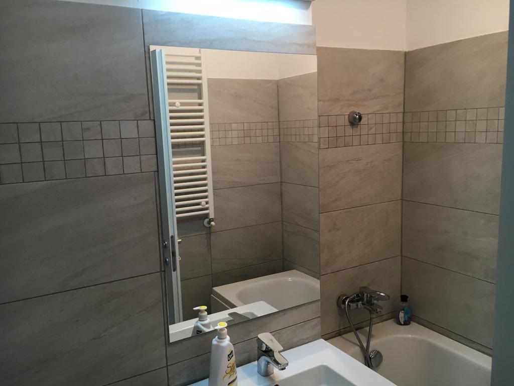 Nirvana Accommodation Bucharest Room photo