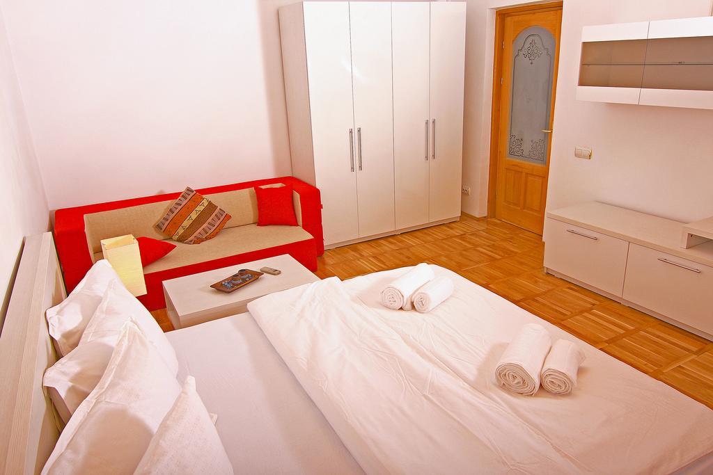Nirvana Accommodation Bucharest Room photo