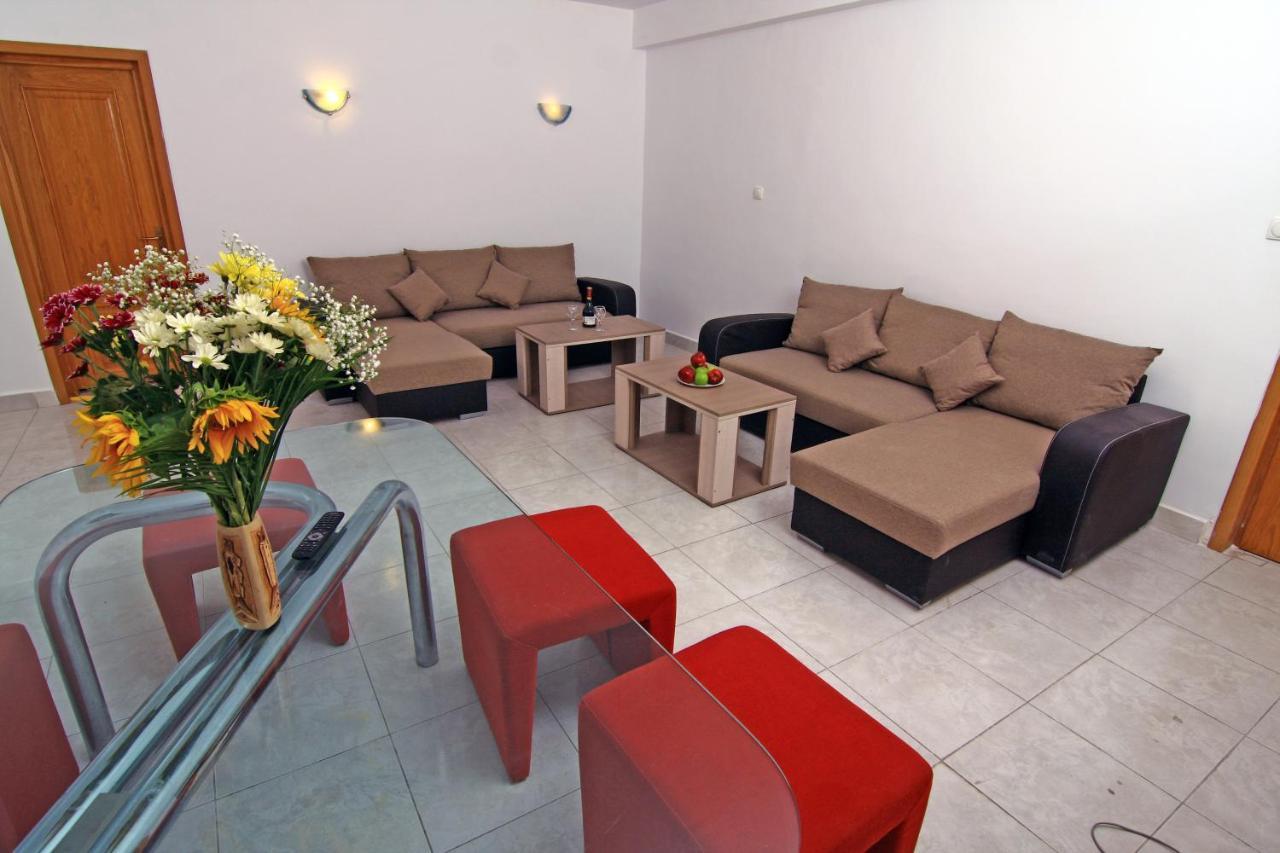 Nirvana Accommodation Bucharest Exterior photo