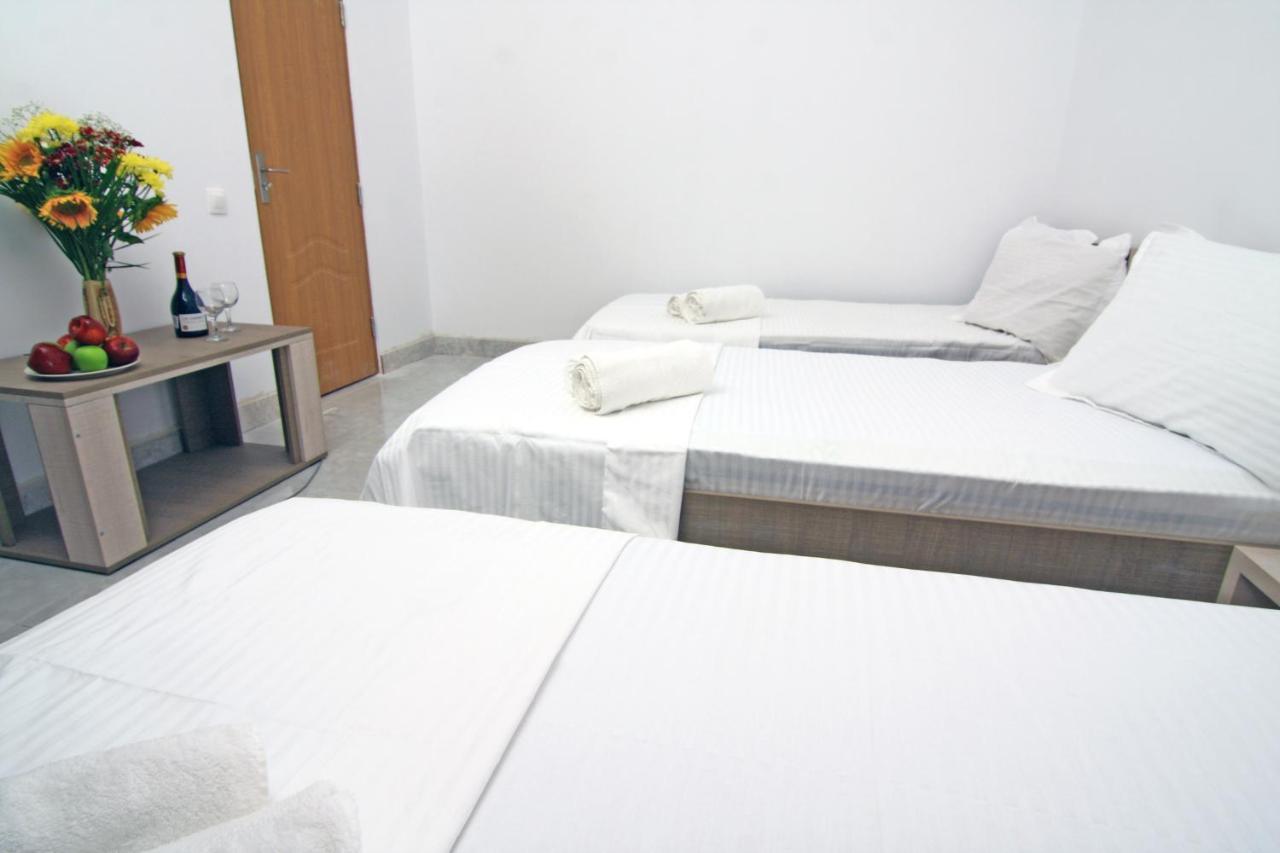 Nirvana Accommodation Bucharest Exterior photo